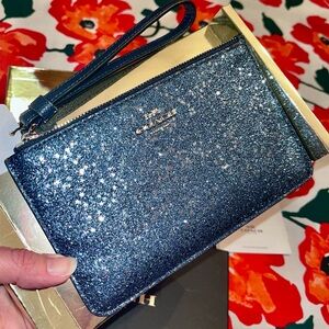 Coach NWT/NIB! Navy Star Glitter Small Wristlet